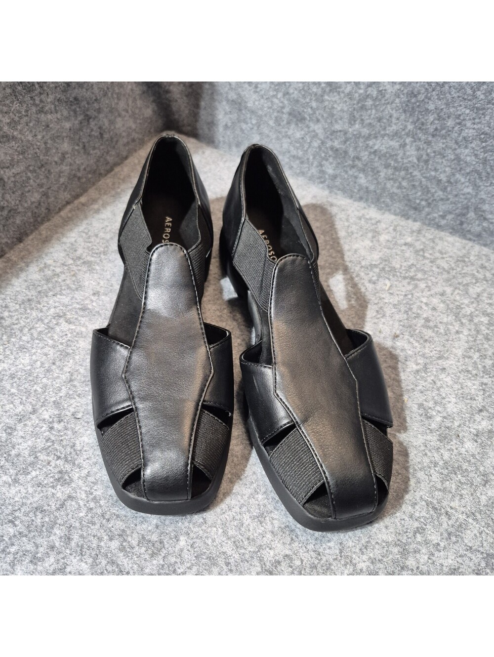 Aerosoles Closed Toe Black Sandals Size 7.5